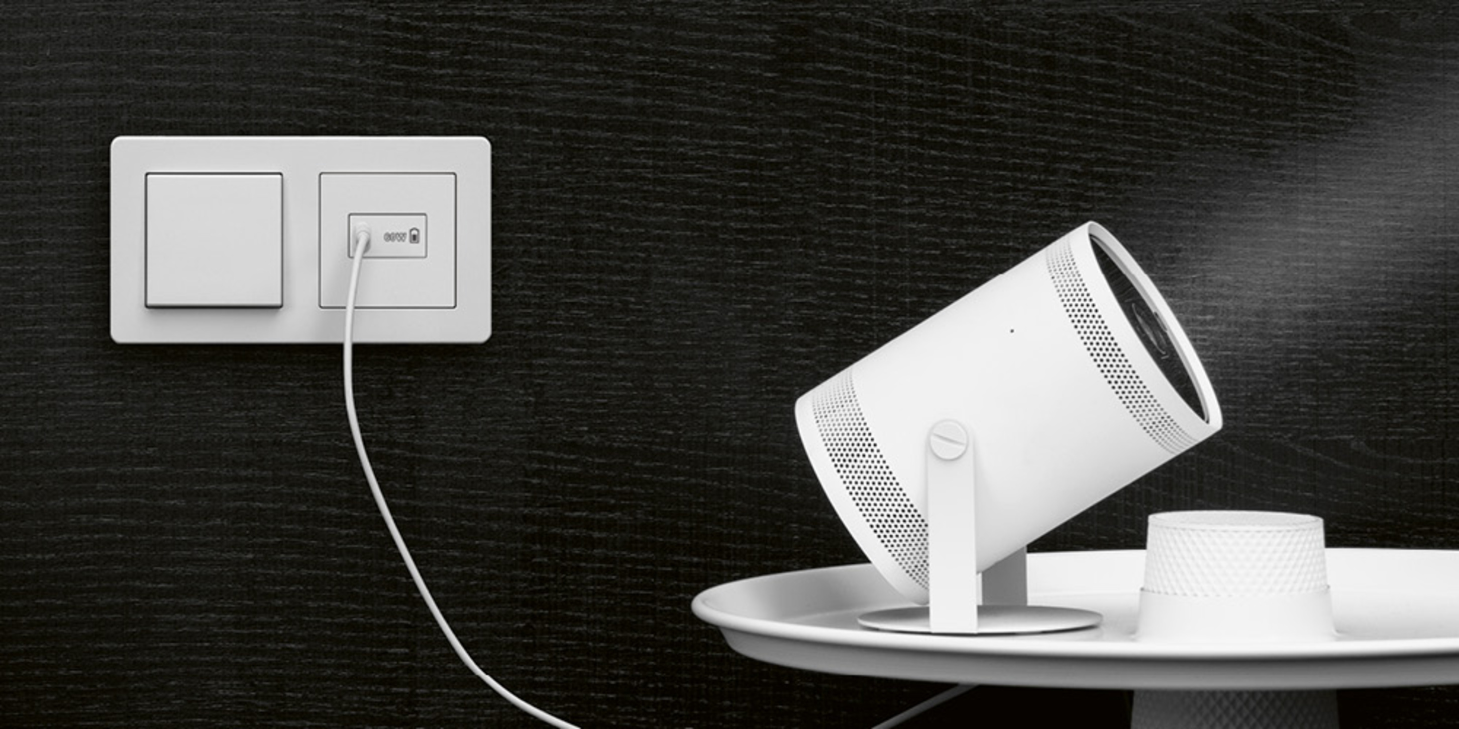 Ladegerät USB PD 60 bei Muster Elektro in Musterstadt